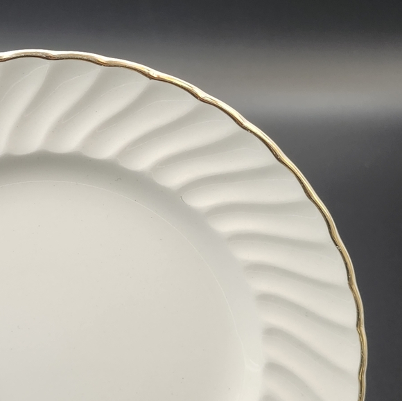 Ridgway Anniversary Rose Small plate - Picture 3 of 12